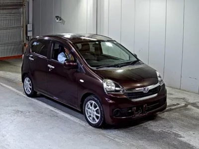 Daihatsu MIRA E S