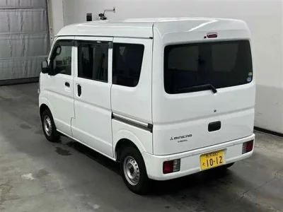 Mitsubishi MINICAB VAN