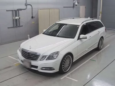 Mercedes-Benz E CLASS WAGON