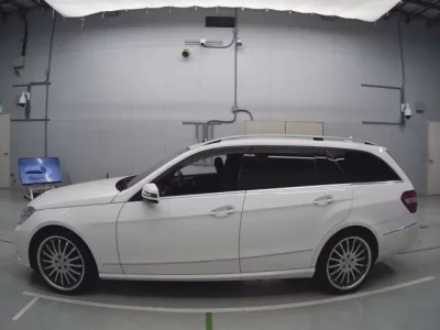 Mercedes-Benz E CLASS WAGON