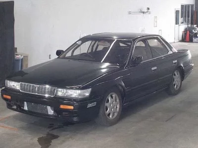 Nissan LAUREL