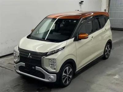 Mitsubishi EK X