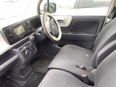 Suzuki MRWAGON