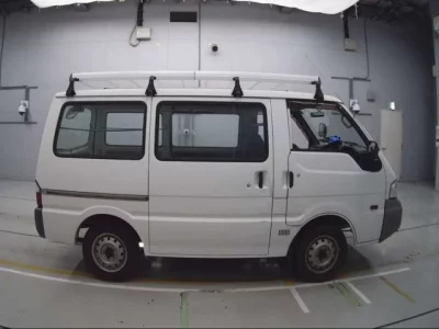 Mazda BONGO VAN