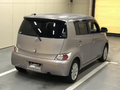 Toyota BB