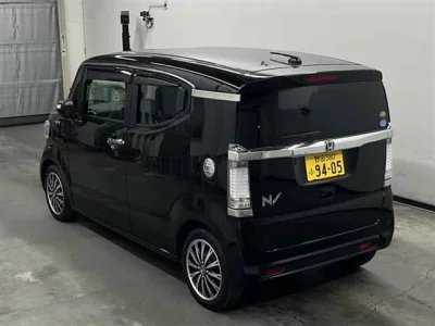 Honda N BOX SLASH
