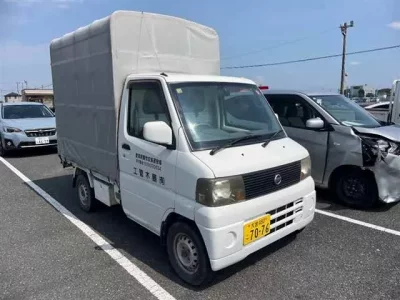 Nissan CLIPPER TRUCK