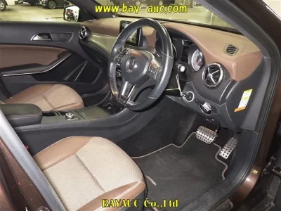 Mercedes-Benz GLA CLASS