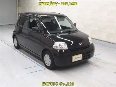 Daihatsu Esse