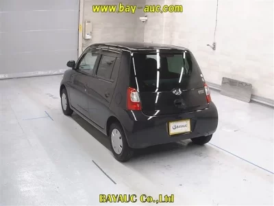 Daihatsu Esse