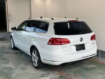 Volkswagen PASSAT VARIANT