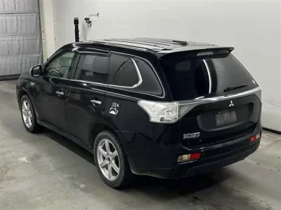 Mitsubishi OUTLANDER PHEV