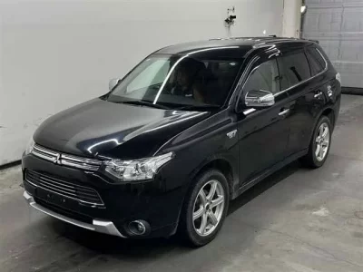 Mitsubishi OUTLANDER PHEV