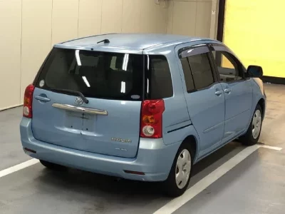 Toyota RAUM