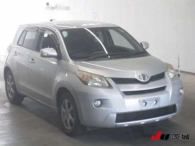 Toyota IST