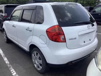 Mazda VERISA