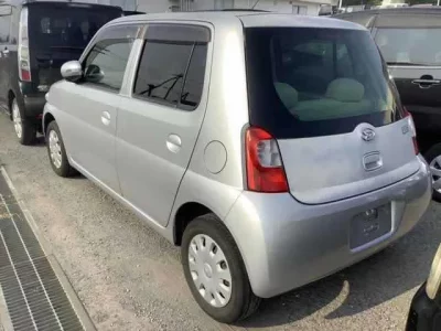 Daihatsu Esse