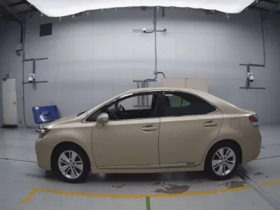 Lexus HS