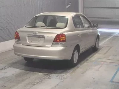 Toyota PLATZ