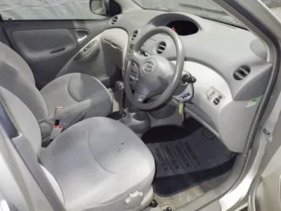 Toyota PLATZ