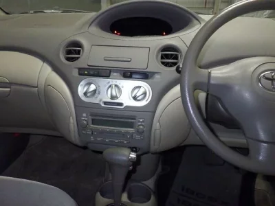 Toyota PLATZ