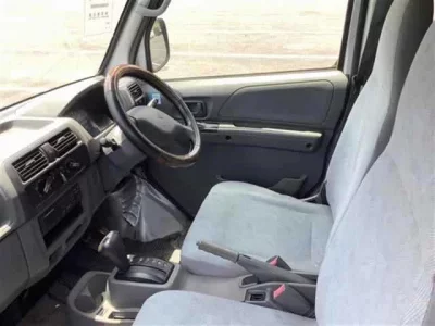 Mitsubishi MINICAB VAN
