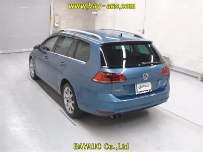 Volkswagen GOLF VARIANT