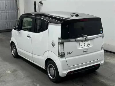 Honda N BOX SLASH