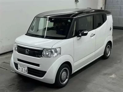 Honda N BOX SLASH