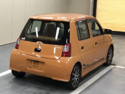 Daihatsu Esse