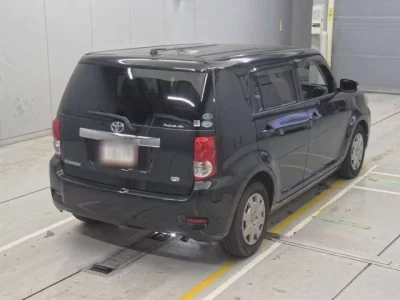 Toyota COROLLA RUMION