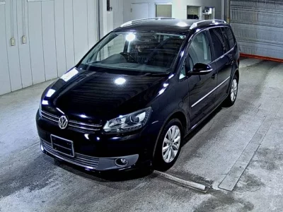 Volkswagen GOLF TOURAN