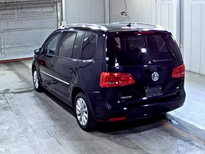 Volkswagen GOLF TOURAN