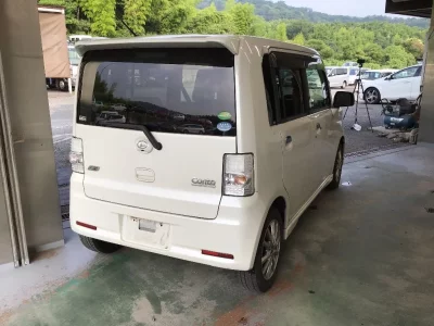 Daihatsu MOVE CONTE
