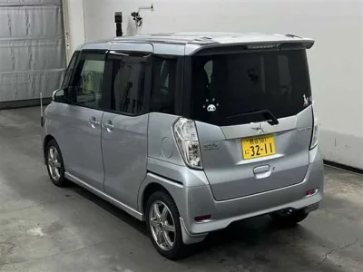 Mitsubishi EK SPACE