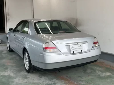 Nissan GLORIA