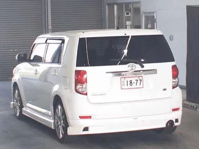 Toyota COROLLA RUMION