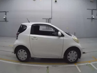 Toyota IQ