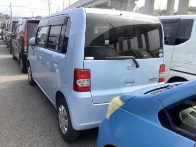 Daihatsu MOVE CONTE