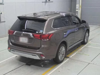 Mitsubishi OUTLANDER PHEV