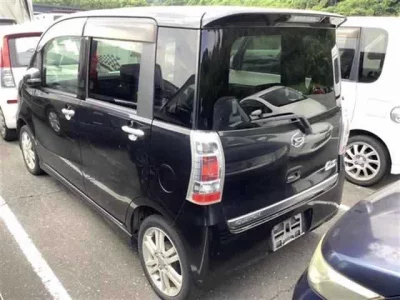 Daihatsu TANTO EXE
