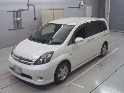 Toyota ISIS