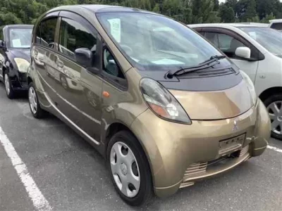 Mitsubishi I