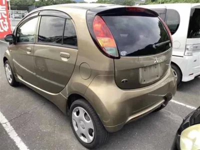 Mitsubishi I