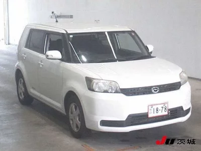 Toyota COROLLA RUMION