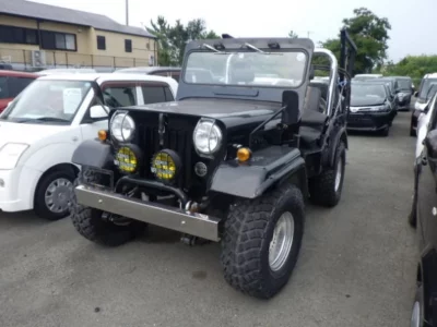 Mitsubishi JEEP