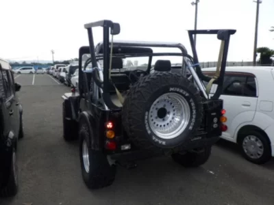 Mitsubishi JEEP
