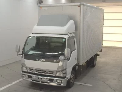 Isuzu ELF