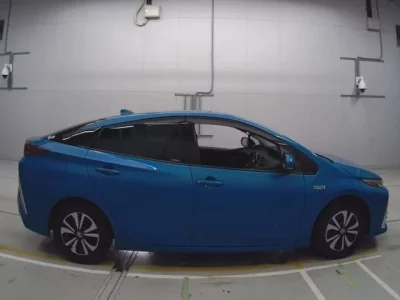Toyota PRIUS PHV