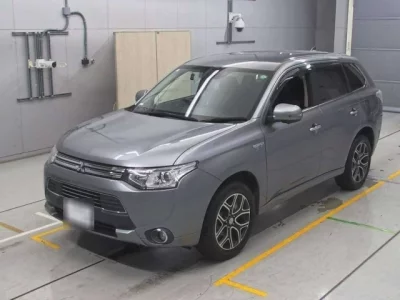 Mitsubishi OUTLANDER PHEV